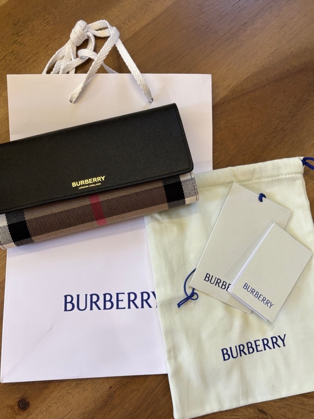 Burberry Halton Continental Wallet